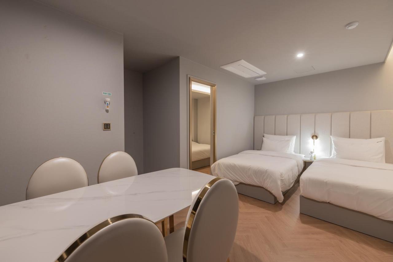 Denbasta Hotel Heritage Gyeongju Exterior photo